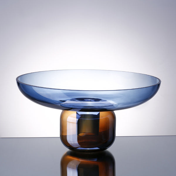 Vase en verre soufflé silhouette organique minimaliste